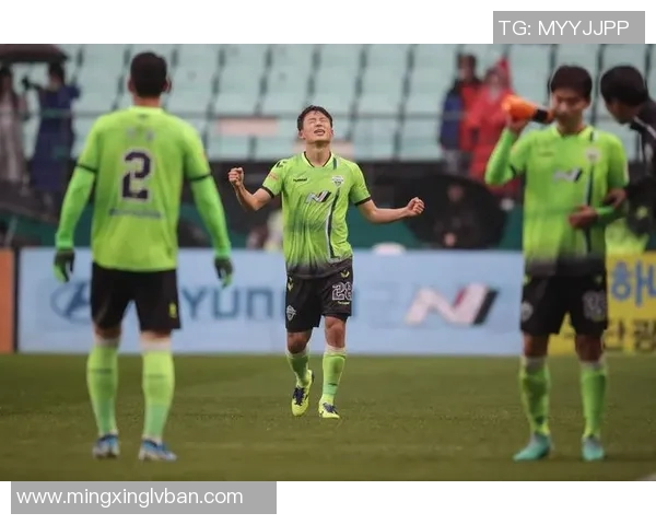 全北现代与城南FC激战在即谁能在这场对决中笑到最后